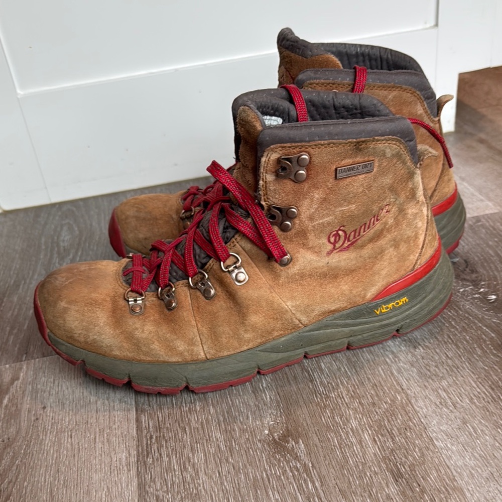 Danner Men's Tan and Red Hiking Boots